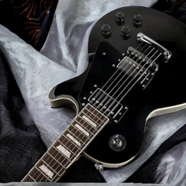 les-paul-shape-electric-guitar-usa-custom-shop-black
